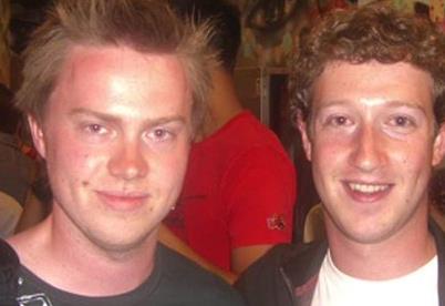 Alex Tew with Mark Zuckerberg