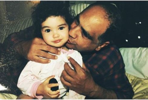 Alexa Mansour cute baby photo with her dad Zaki Mansour