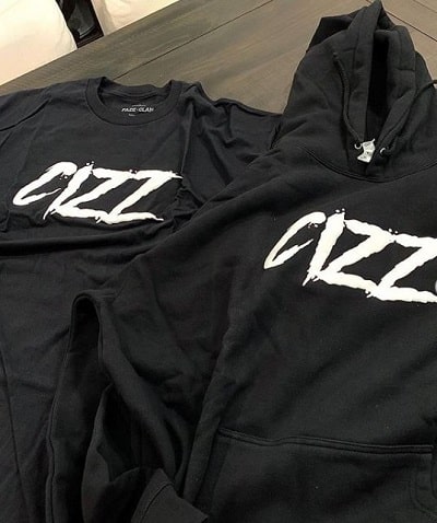 Dakotaz wears hoodies from FaZe Cizzorz