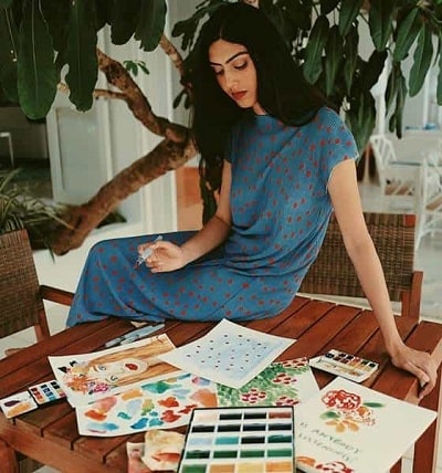 Elissa Patel is fond of painting
