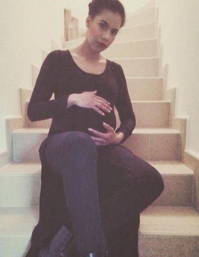 Jasmina Kuhnke while being pregnant for the fourth time