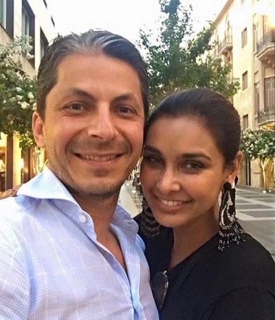 Jason Dehnis wife Lisa Ray suffered from cancer