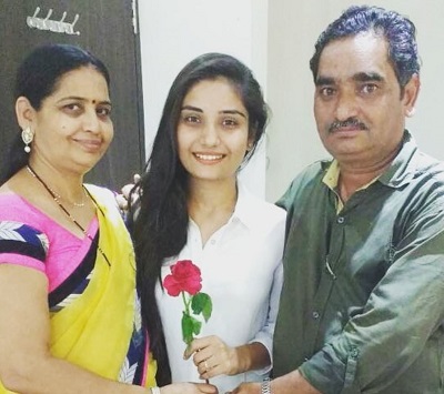 Khushboo Atre with her mother Archana Atre and Father Pradeep Atre