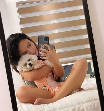 Kim Molina with her dog