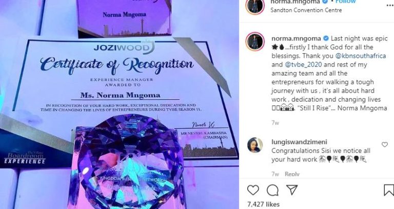 Norma Gigabas winning the award of an emerging buiseness leader