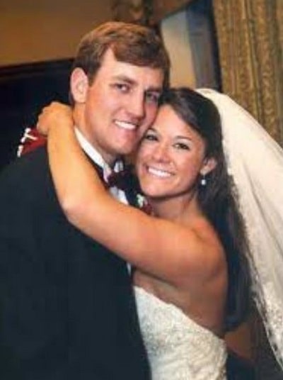 Rachel Todd and Brendon Todds wedding picture