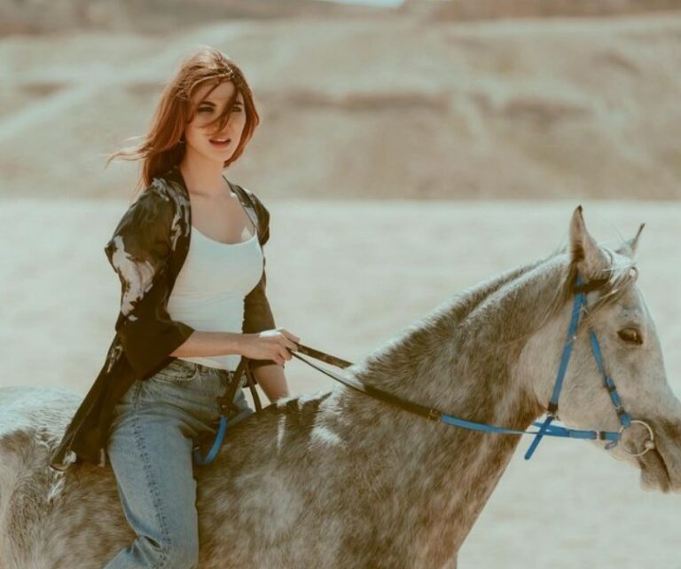 Rawan Mahdi likes Horse riding