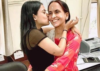 Simi Chahal with her Mother Harpreet Kaur