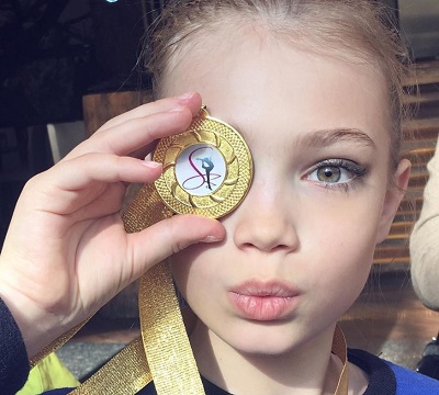 Zhenya Kotova won gold medal in gymnastics